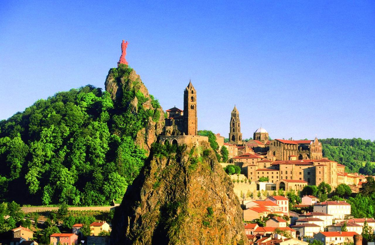 Les Gites Du Val Valprivas Exterior foto